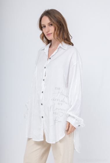 Wholesaler MOZZAAR FOREVER - OVERSIZE shirt in satin viscose, with writing