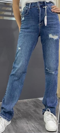 Grossiste MOZZAAR FOREVER - Pantalon jean droite classique , destroye