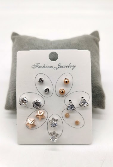 Großhändler M&P Accessoires - 7 pair piercing earrings