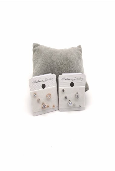 Grossiste M&P Accessoires - Boucles d'oreilles piercing ensemble 3 paires