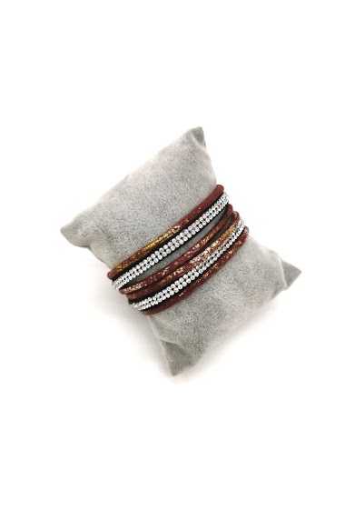 Großhändler M&P Accessoires - Double wrap faux leather strass beaded bracelet