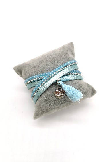 Grossiste M&P Accessoires - Bracelet double tour simili cuir strass perles avec charm coeur love et pompon
