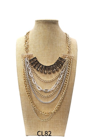 Großhändler M&P Accessoires - Fancy metal chain necklace