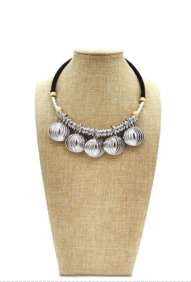 Wholesaler M&P Accessoires - Necklace in fancy metal