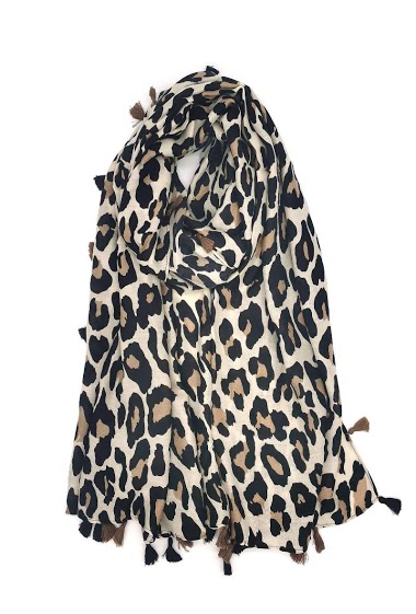 Grossiste M&P Accessoires - Écharpe imprimé léopard avec pompons des quatre côtés