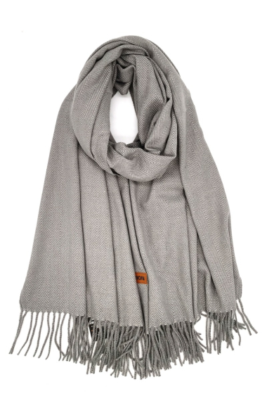 Wholesaler M&P Accessoires - Plain scarf with chevron relief fringes