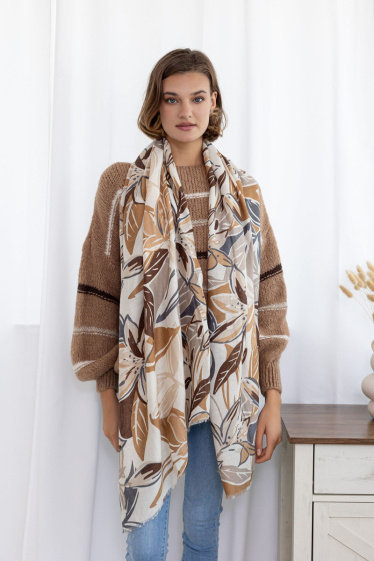 Wholesaler M&P Accessoires - Gradient print scarf with gilding