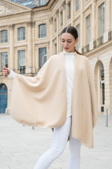 Poncho / cape decorated with rhinestones M&P Accessoires | Paris