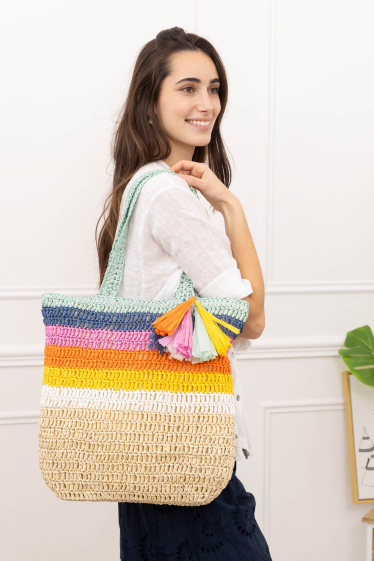 Wholesaler M&P Accessoires - Multicolored woven basket tote bag