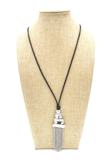 Großhändler M&P Accessoires - Black cord pendant necklace