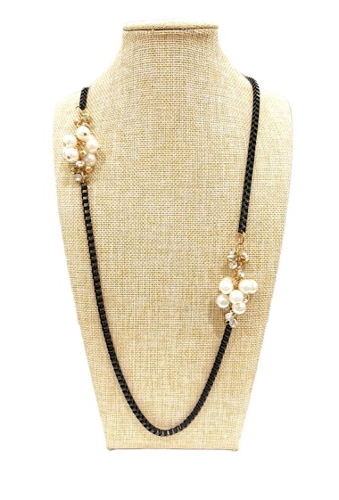 Großhändler M&P Accessoires - Fancy metal long necklace with pearls