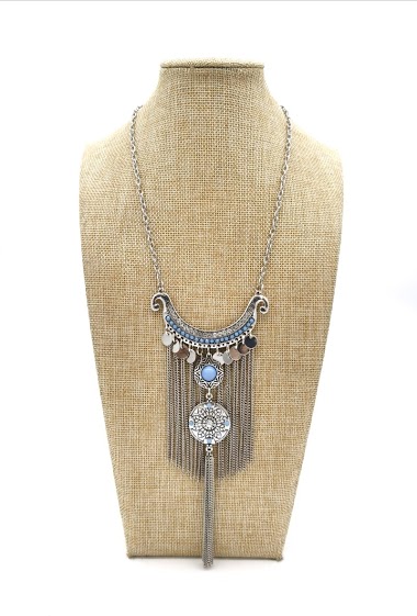 Wholesaler M&P Accessoires - Fancy metal long necklace