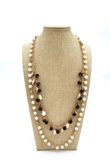 Großhändler M&P Accessoires - Multirow long necklace with pearls