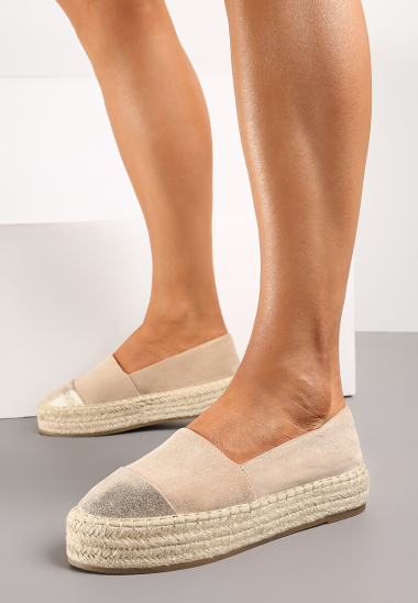 Wholesale Espadrilles 1000 Brands Available