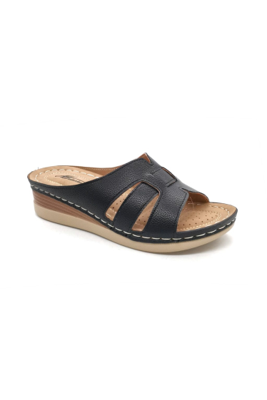 Grossiste Mulanka - Une sandale très légère