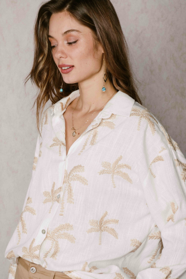 Wholesaler MUSY MUSE - Embroidered oversized shirt