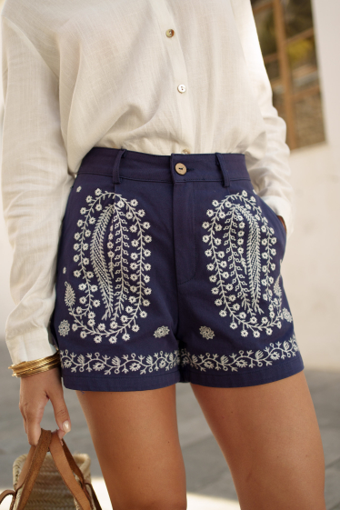Wholesaler MUSY MUSE - Embroidered shorts