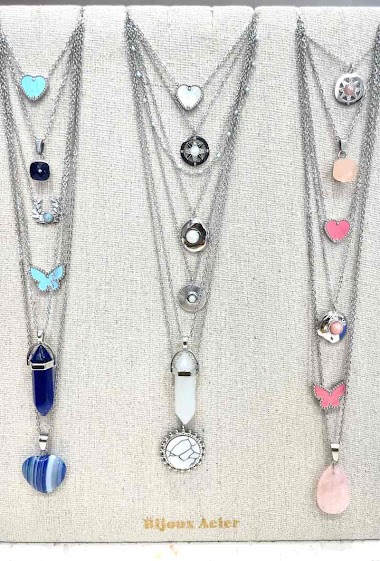 Wholesaler MY ACCESSORIES PARIS - Set of 18 necklaces with display