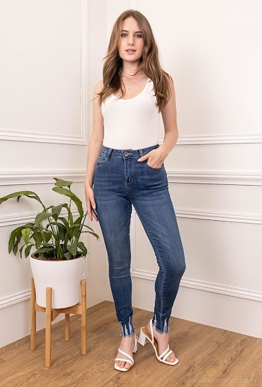 Grossiste MyBestiny - Jeans skinny à bords bruts