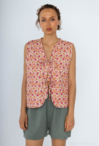Wholesaler Mylee - Quilted vest in floral printed cotton gauze
