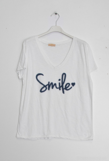 Grossiste Mylee - T-shirt brodé Smile fond blanc