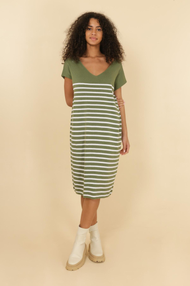Wholesaler NAÏS - Long striped V-neck sweater dress, 100% cotton