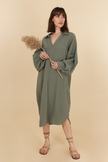 Großhändler NAÏS - Langes, lockeres Kleid mit Hemdkragen, 100 % Baumwollgaze