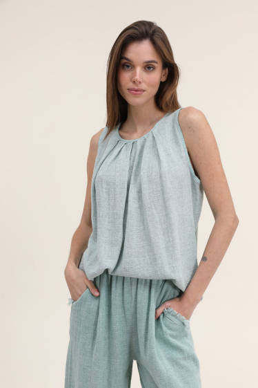 Wholesaler NAÏS - GATHERED COLLAR TOP, IN LINEN AND COTTON