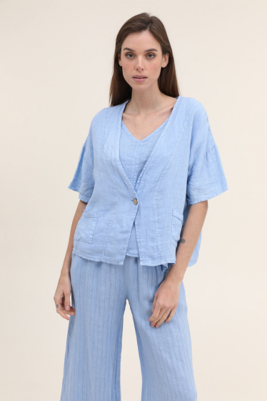 Wholesaler NAÏS - SHORT BUTTONED JACKET WITH SHORT SLEEVES WITH POCKETS, 100% LINEN