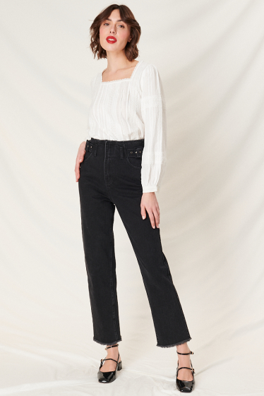Wholesaler NATHAEL - Straight-leg jeans with waistband straps