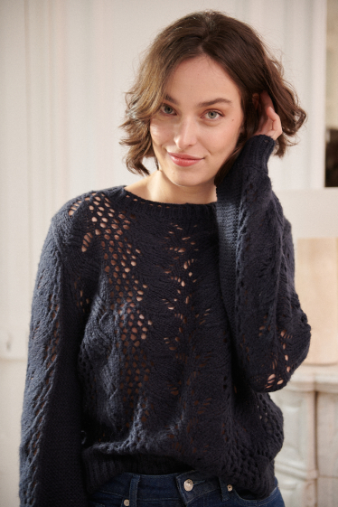 Wholesaler NATHAEL - Textured twisted sweater