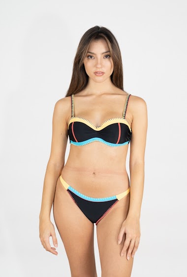 Wholesaler Neufred - Bikini with sewing effect