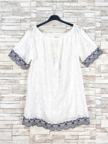 Wholesaler New Sunshine - Embroidery blouse