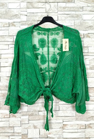 Lace bolero with batwing sleeves