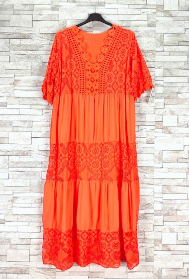 Long lace dresses with short sleeves