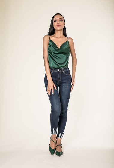 Mayorista Nina Carter - Jeans skinny con tobillos rasgados