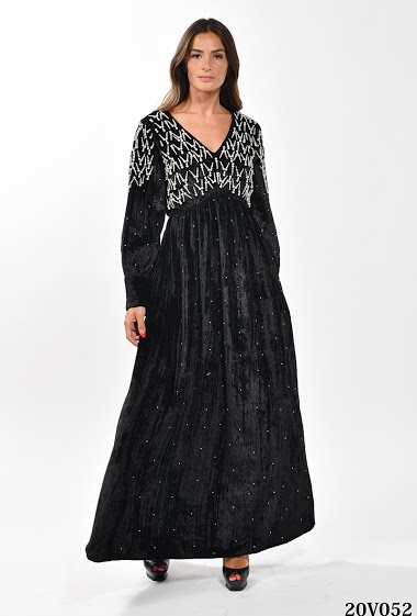 Wholesaler NJ Couture - Long velvet dress with pearls