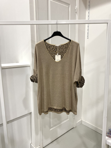 Wholesaler NOS - Light sweater