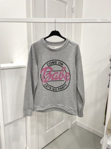 Wholesaler NOS - “BABE” sweatshirt
