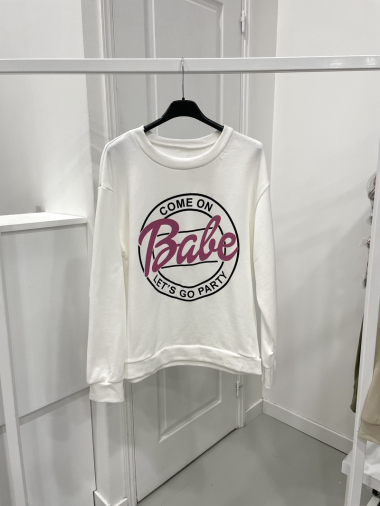 Grossiste NOS - Sweat " BABE "