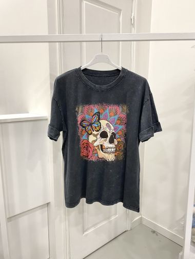 Wholesaler NOS - Faded T-shirt with skull pattern