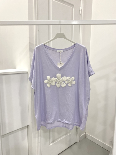 Großhändler NOS - Baumwoll-T-Shirt mit Drei-Blumen-Muster