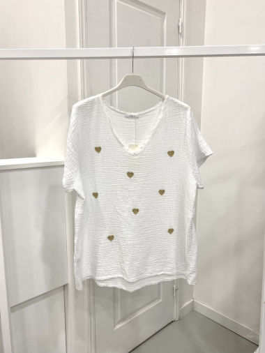 Wholesaler NOS - Heart pattern top embroidered with gold threads