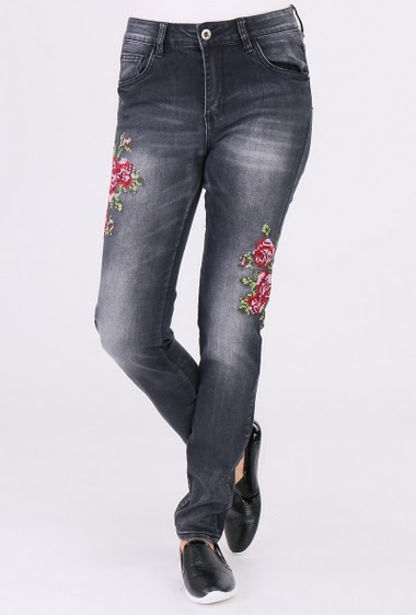 Wholesaler Karostar - JEAN WITH EMBROIDERY