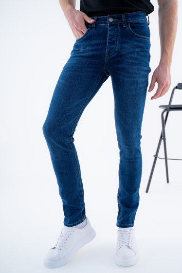 Wholesaler Omnimen - Men's Slim Basic Jeans
