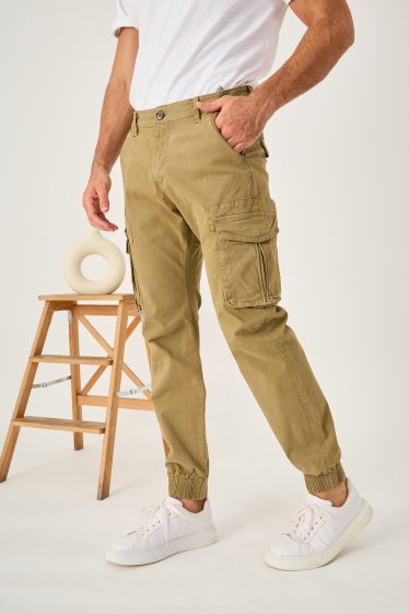 Wholesaler Omnimen - Camel Cargo Pants