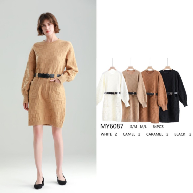 Wholesaler OOKA - Short knit dress with belt