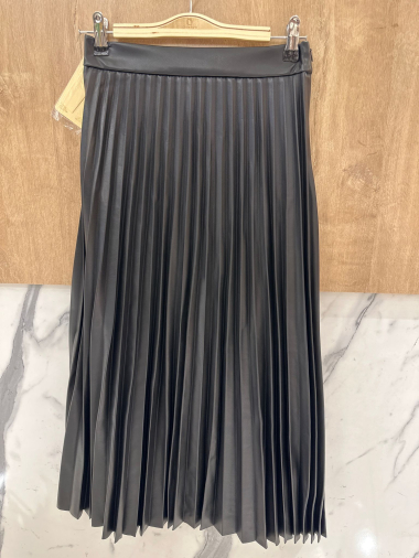 Wholesaler Orice - Faux leather pleated skirt