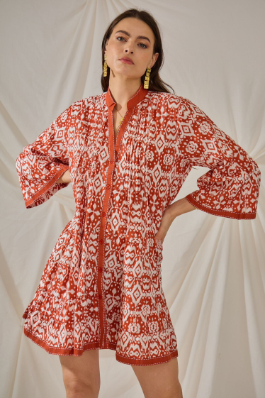 Grossiste Orice - Robe rouge terre courte en coton à motifs