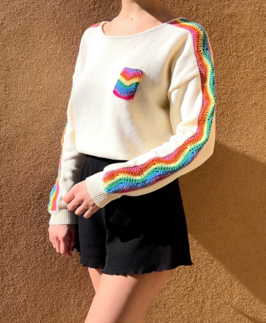 Wholesaler Orlinn - Sweater with handmade crochet on sleeves and pocket